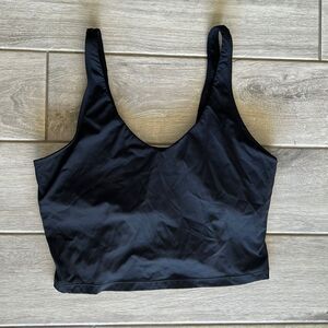 Black cropped work out tank top